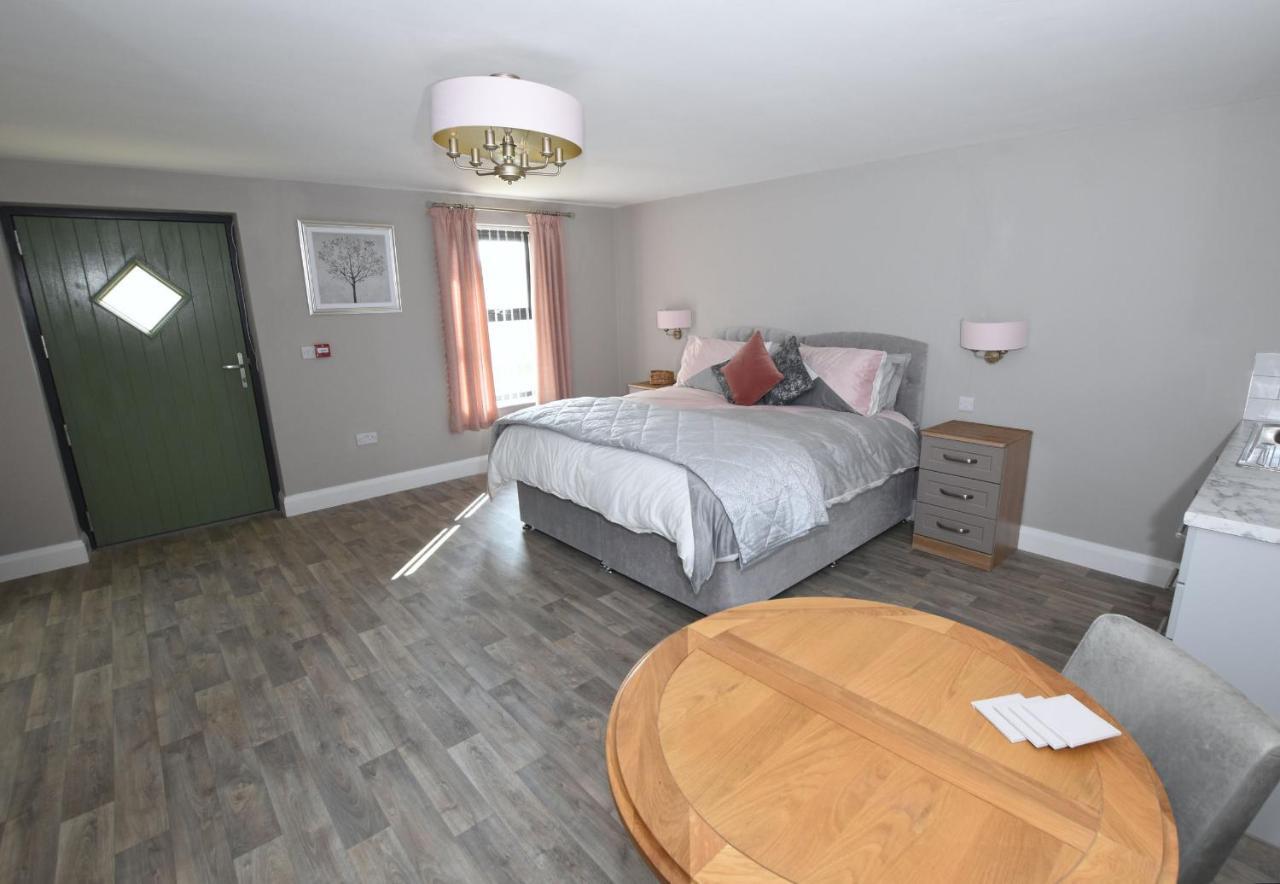 Homestead Hillsborough Guest Rooms Dış mekan fotoğraf